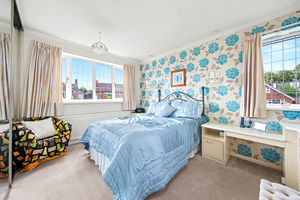 Thornbridge Crescent